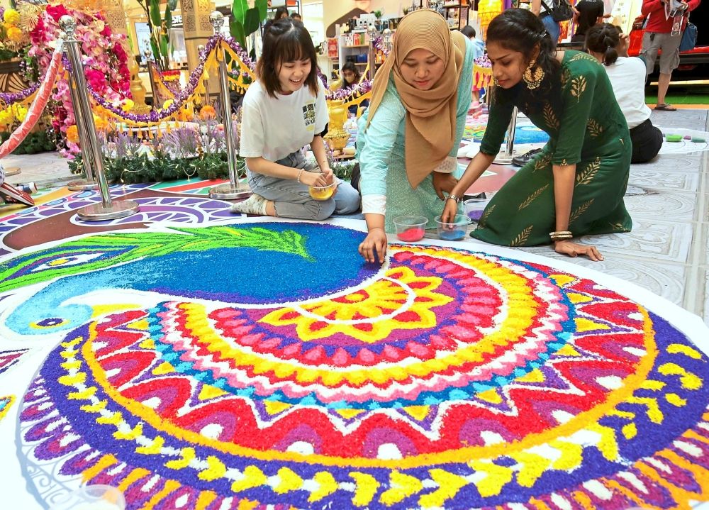 Colourful Kolams