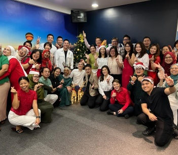LIVE! Meet-X ft X’mas Potluck Party 